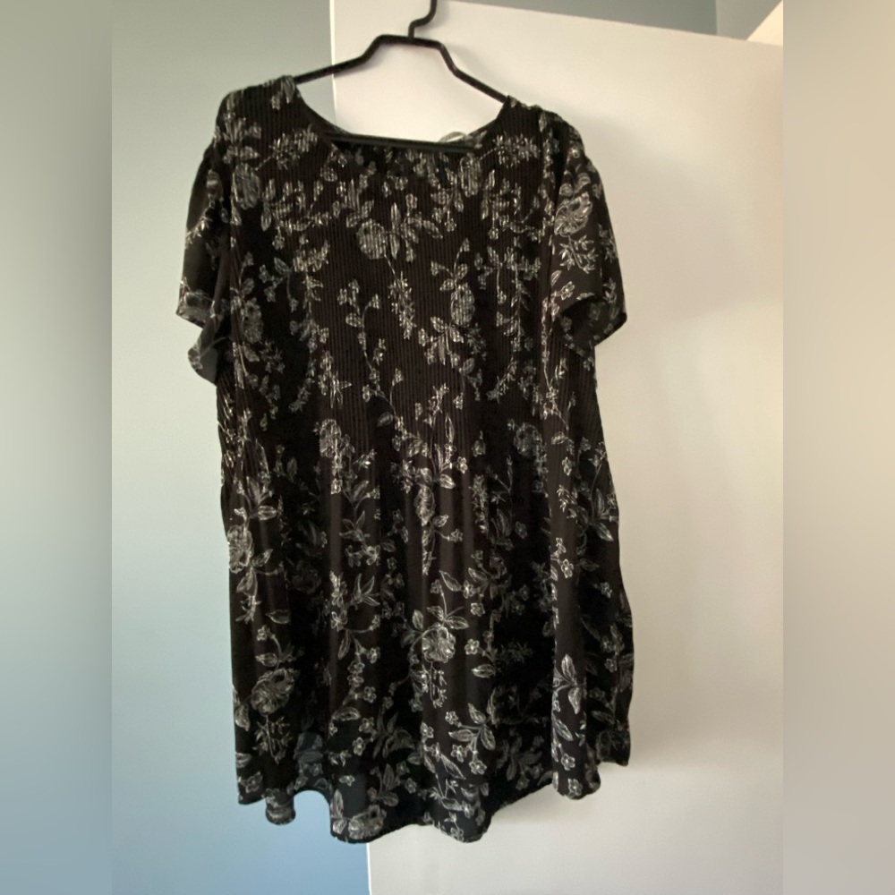 Black Floral Short Sleeve Dress